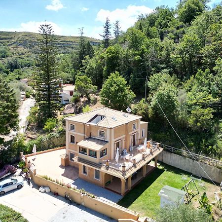 Villa Con Piscina Privata A 2 Kilometri Da Tropea 가스포니 외부 사진