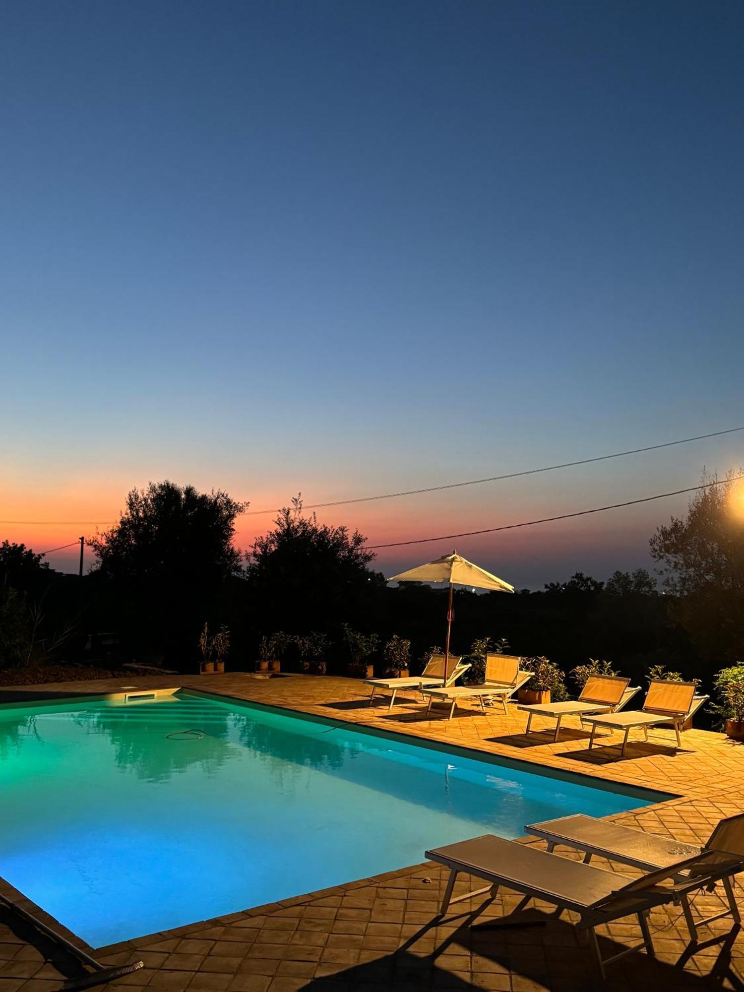 Villa Con Piscina Privata A 2 Kilometri Da Tropea 가스포니 외부 사진